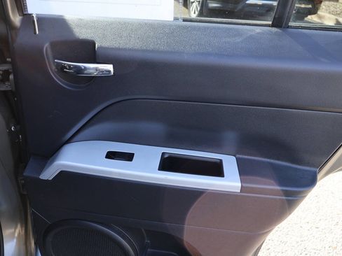 Used 2008 Jeep Patriot Sport FWD image 24