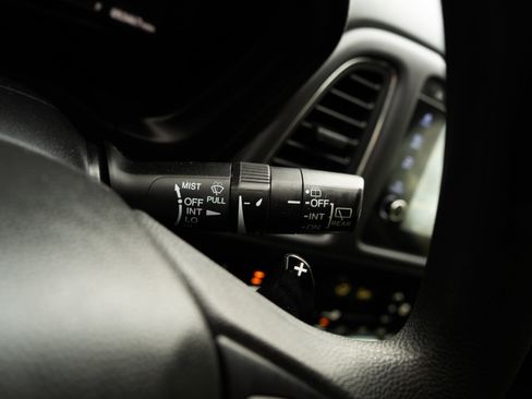 Certified 2022 Honda HR-V EX image 26