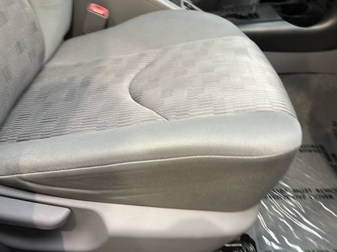 Used 2010 Toyota RAV4 2WD image 17