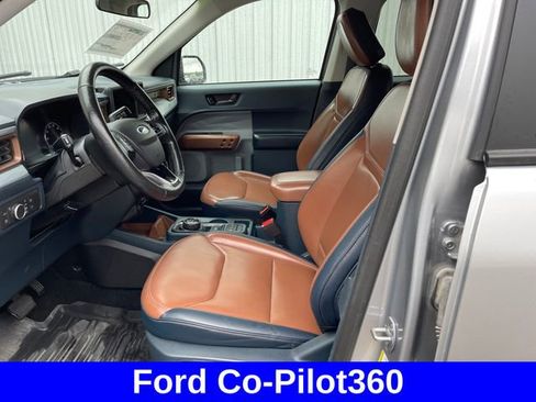Used 2022 Ford Maverick Lariat w/ Lariat Luxury Package FWD image 9