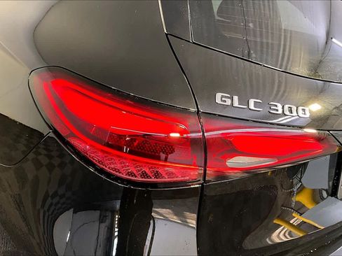 New 2026 Mercedes-Benz GLC 300 4MATIC image 5