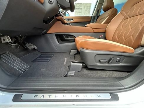 New 2026 Nissan Pathfinder Platinum w/ Cargo Package AWD/4WD image 28