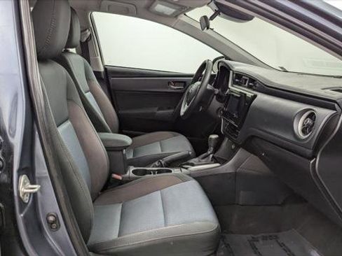 Used 2019 Toyota Corolla LE FWD image 21