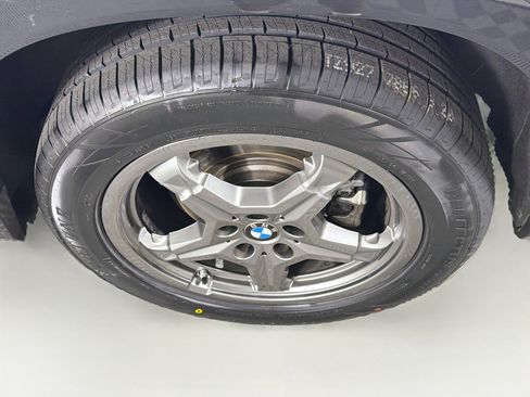Used 2025 BMW X1 xDrive28i AWD/4WD image 11