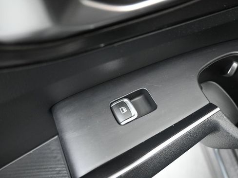 Used 2022 Kia Sorento LX FWD image 10
