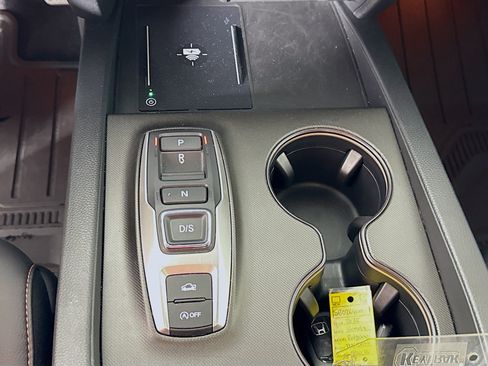 Used 2025 Honda Ridgeline TrailSport image 19