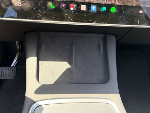 Used 2023 Tesla Model Y 2WD image 39