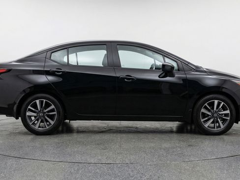 Used 2025 Nissan Versa SV image 11