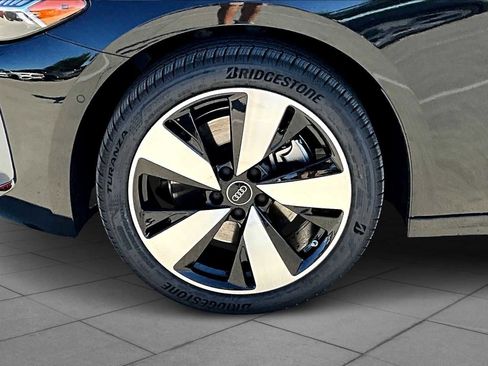 New 2025 Audi A5 2.0T Prestige image 11