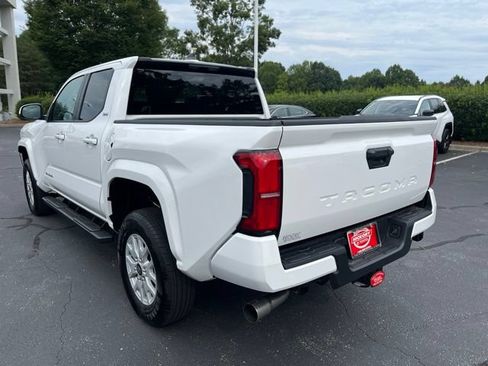 Used 2026 Toyota Tacoma SR5 RWD image 10
