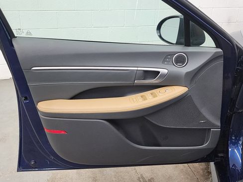 Used 2021 Hyundai Sonata Limited FWD image 9