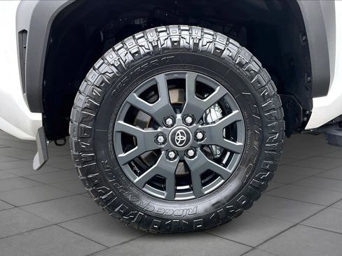 Certified 2025 Toyota 4Runner SR5 image 11