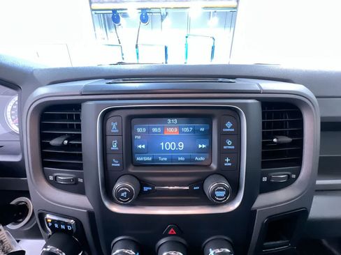 Used 2018 RAM 1500 Express w/ Express Value Package RWD image 24