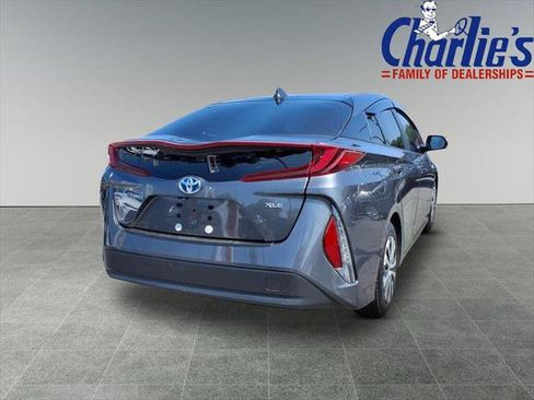 Certified 2022 Toyota Prius Prime XLE image 4