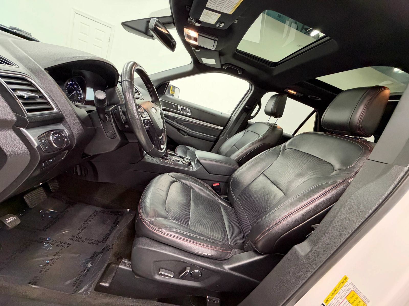Used 2018 Ford Explorer Sport w/ Equipment Group 401A AWD/4WD image 17