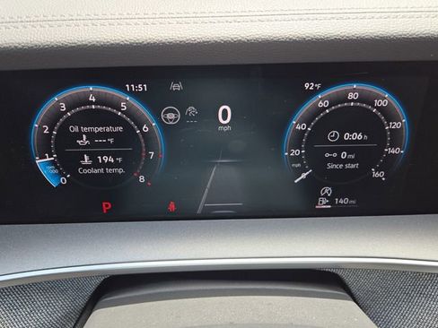 Certified 2025 Volkswagen Tiguan S FWD image 21