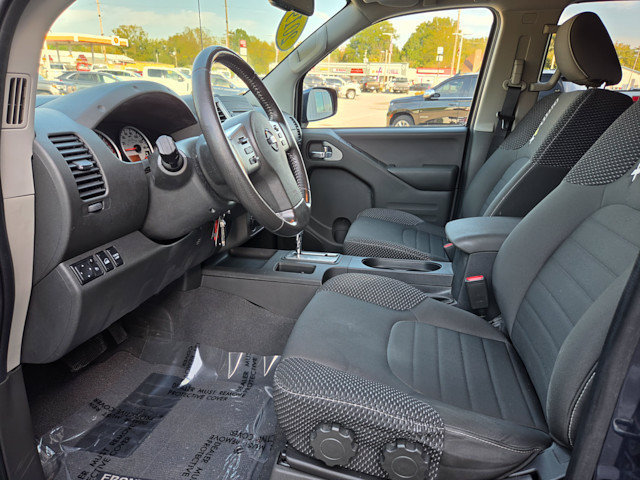 Used 2019 Nissan Frontier PRO-4X AWD/4WD image 12