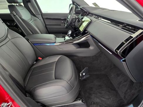 New 2026 Land Rover Range Rover Sport Dynamic SE AWD/4WD image 3