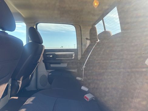 Used 2014 RAM 1500 Lone Star image 40