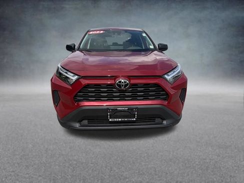 Used 2023 Toyota RAV4 LE AWD/4WD image 9