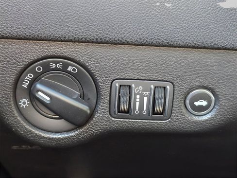 Used 2023 Dodge Charger SXT image 33