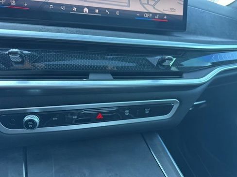 Used 2024 BMW X5 xDrive40i w/ M Sport Package AWD/4WD image 24