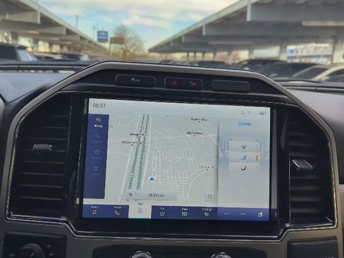 Used 2022 Ford F350 Lariat w/ Chrome Package image 7