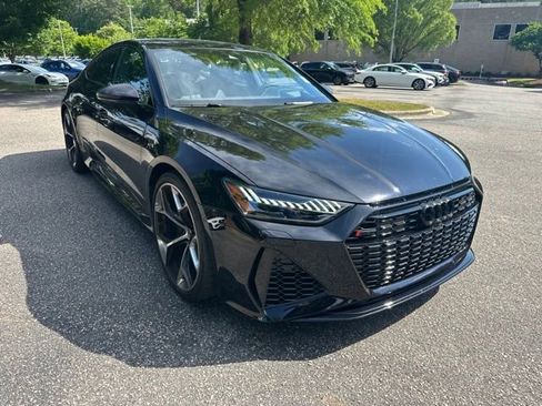 Used 2024 Audi RS 7 Performance AWD/4WD image 3