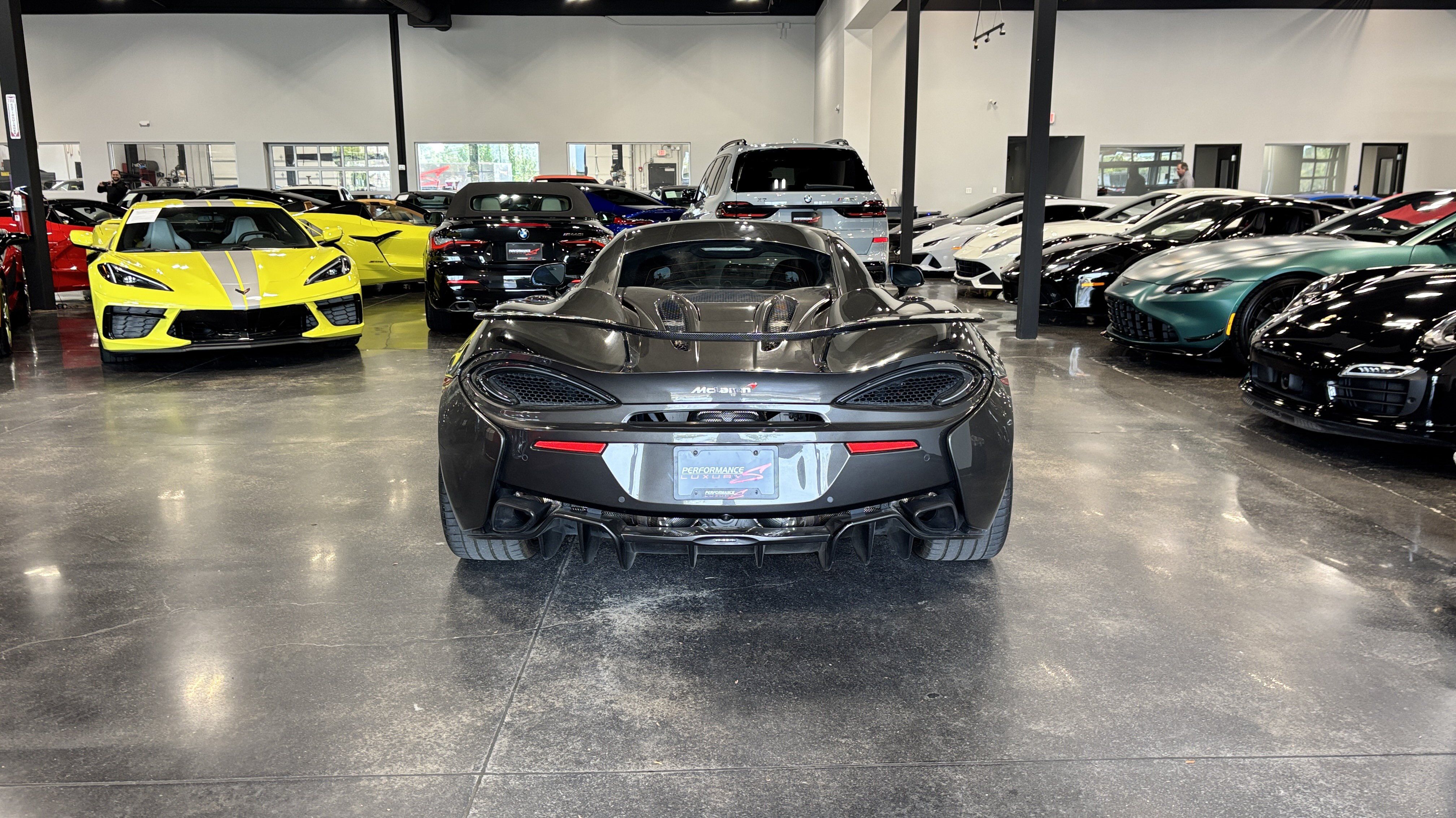 Used 2017 McLaren 570S Coupe RWD image 6