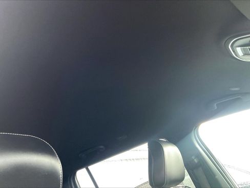 Used 2024 Jeep Grand Cherokee L Laredo image 18