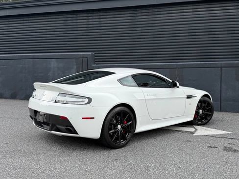 Used 2015 Aston Martin V8 Vantage GT RWD image 10