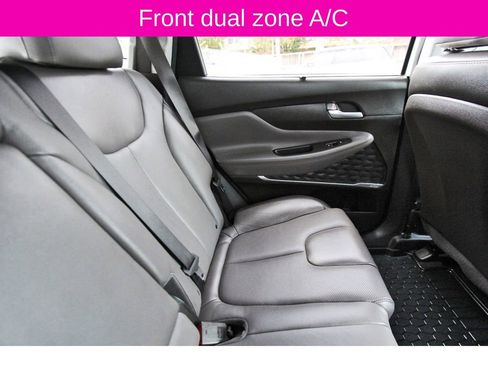 Used 2020 Hyundai Santa Fe Limited image 12