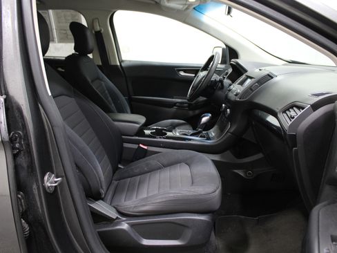 Used 2015 Ford Edge SE image 27