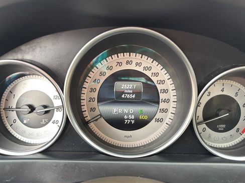 Used 2014 Mercedes-Benz C 300 4MATIC Sedan image 25