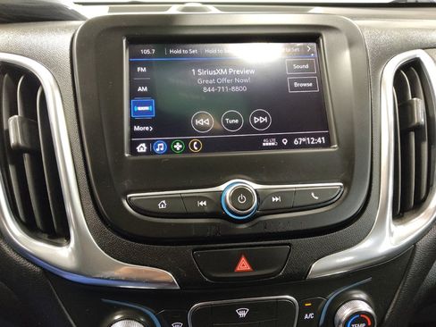 Used 2021 Chevrolet Equinox LT image 25