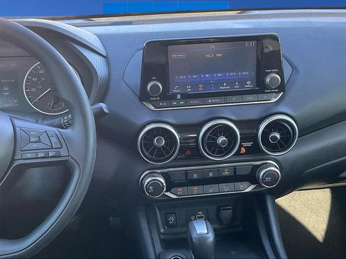 Used 2024 Nissan Sentra S image 9