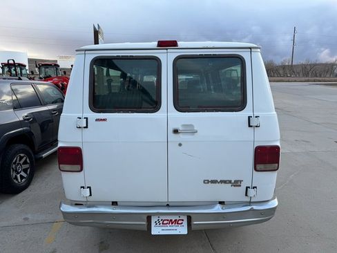 Used 1995 Chevrolet G30 Extended Sportvan image 7