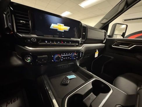 New 2026 Chevrolet Silverado 3500 LT w/ All Star Edition image 16