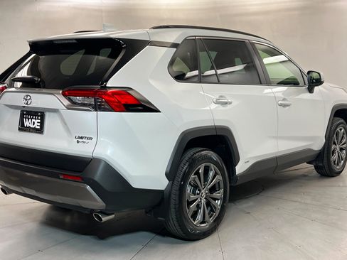 Certified 2025 Toyota RAV4 Limited w/ Advanced Technology Package AWD/4WD image 5