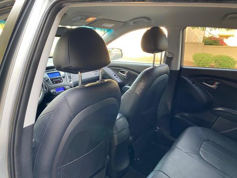 Used 2012 Hyundai Tucson Limited image 37