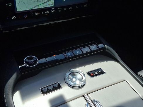 New 2026 Lincoln Navigator Reserve AWD/4WD image 11