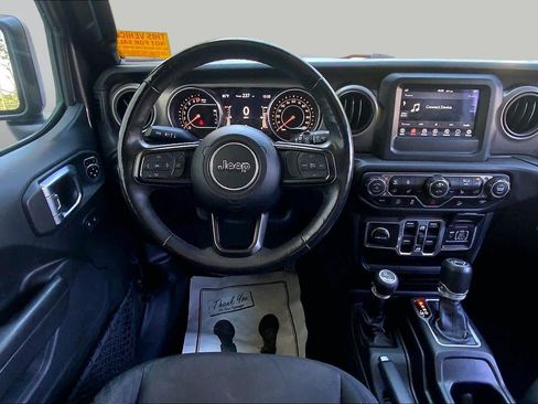 Used 2018 Jeep Wrangler Unlimited Sport S AWD/4WD image 6