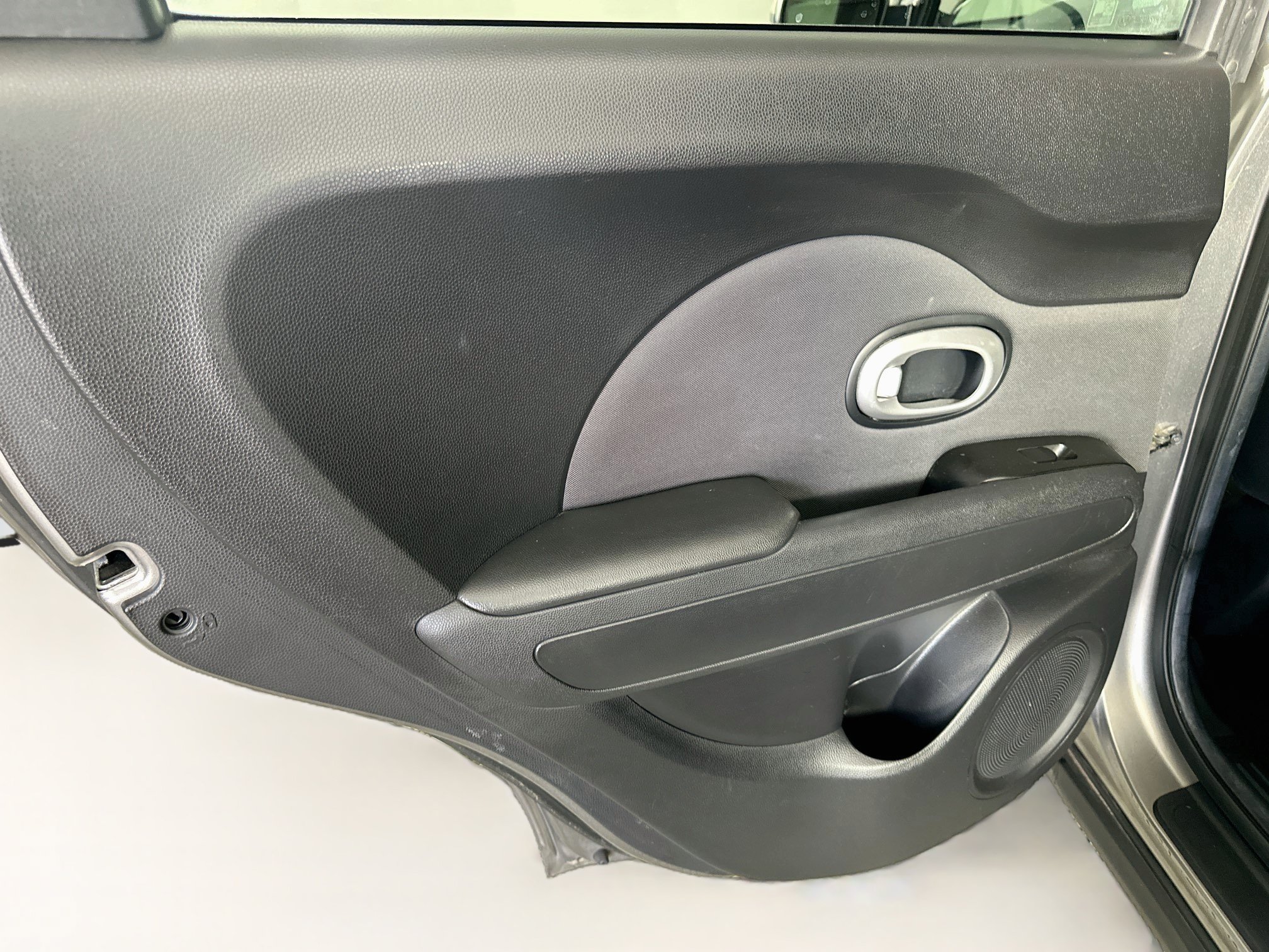Used 2015 Kia Soul FWD image 23
