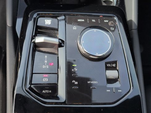 Used 2024 BMW 530i w/ M Sport Package image 20