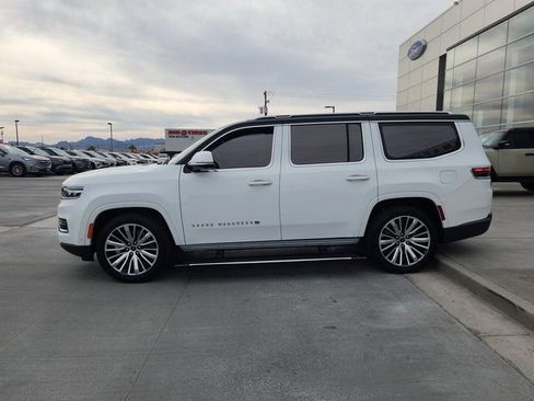 Used 2022 Jeep Grand Wagoneer Series III image 8