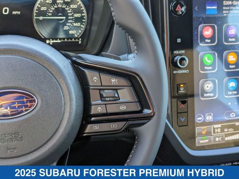 Certified 2025 Subaru Forester Premium image 17