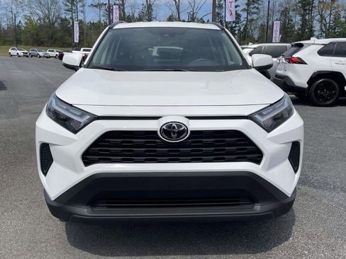 Used 2025 Toyota RAV4 XLE image 7