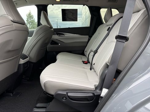 Certified 2026 INFINITI QX60 Luxe w/ Cargo Package image 20