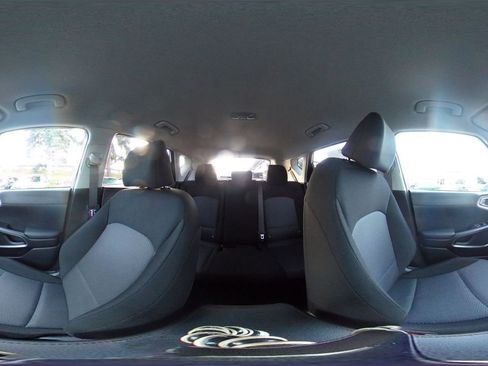 Used 2025 Kia Soul LX w/ LX Technology Package image 42