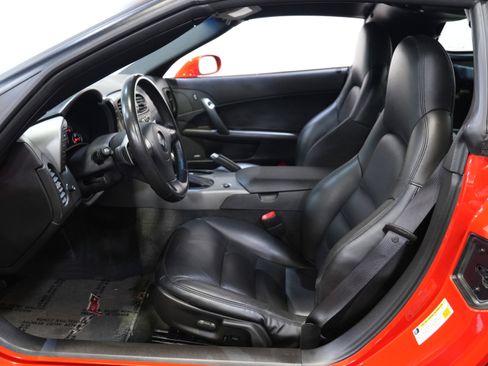 Used 2007 Chevrolet Corvette Coupe w/ Preferred Equipment Group image 25